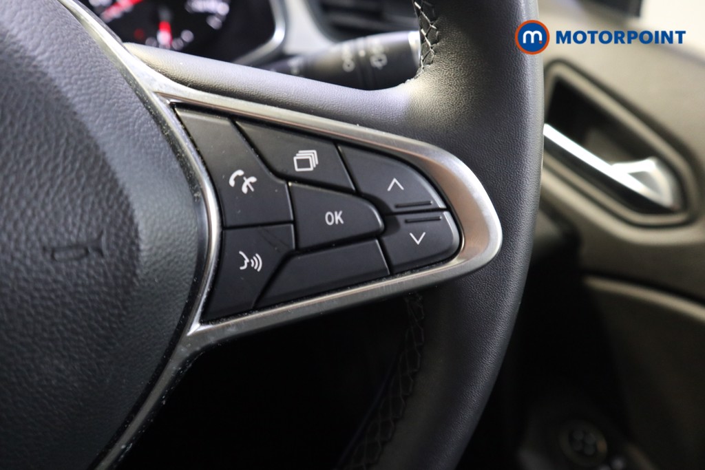 Renault Captur Iconic Manual Petrol SUV - Stock Number (1629725) - 4th supplementary image