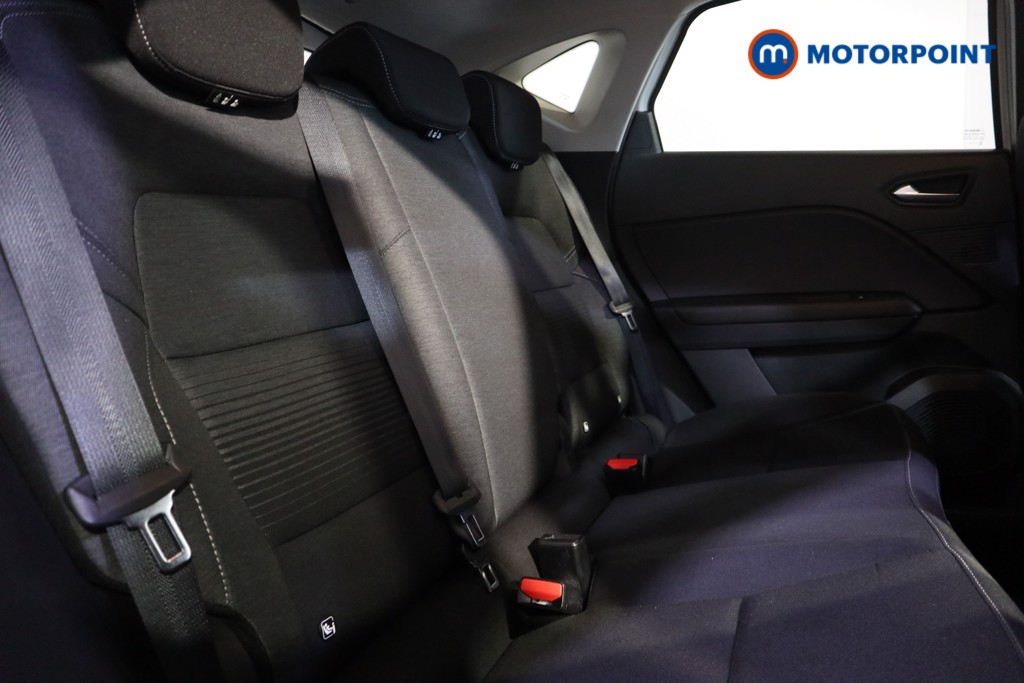 Renault Captur Iconic Manual Petrol SUV - Stock Number (1629725) - 17th supplementary image