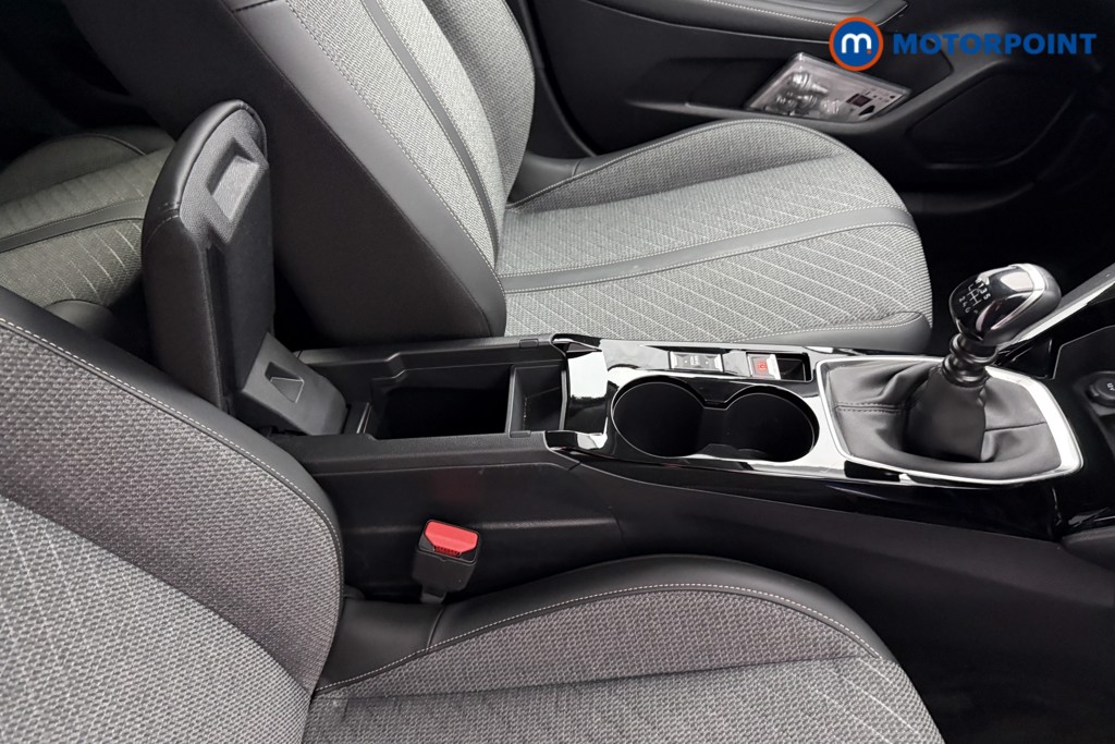 Peugeot 208 Allure Manual Petrol Hatchback - Stock Number (1630138) - 13th supplementary image
