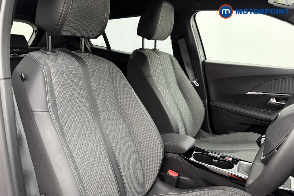 Peugeot 2008 Allure Manual Petrol SUV - Stock Number (1630212) - 14th supplementary image