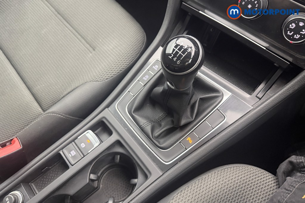 Volkswagen Golf SE Manual Petrol Hatchback - Stock Number (1630811) - 5th supplementary image