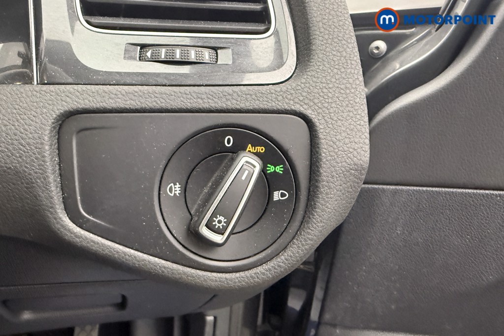 Volkswagen Golf SE Manual Petrol Hatchback - Stock Number (1630811) - 9th supplementary image