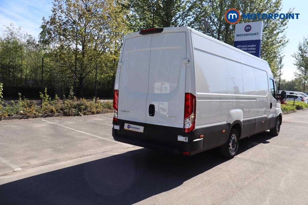 Iveco Daily Business Automatic Diesel High Volume-High Roof Van - Stock Number (1631872) - 7th supplementary image