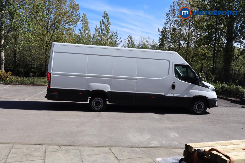 Iveco Daily Business Automatic Diesel High Volume-High Roof Van - Stock Number (1631872) - 9th supplementary image