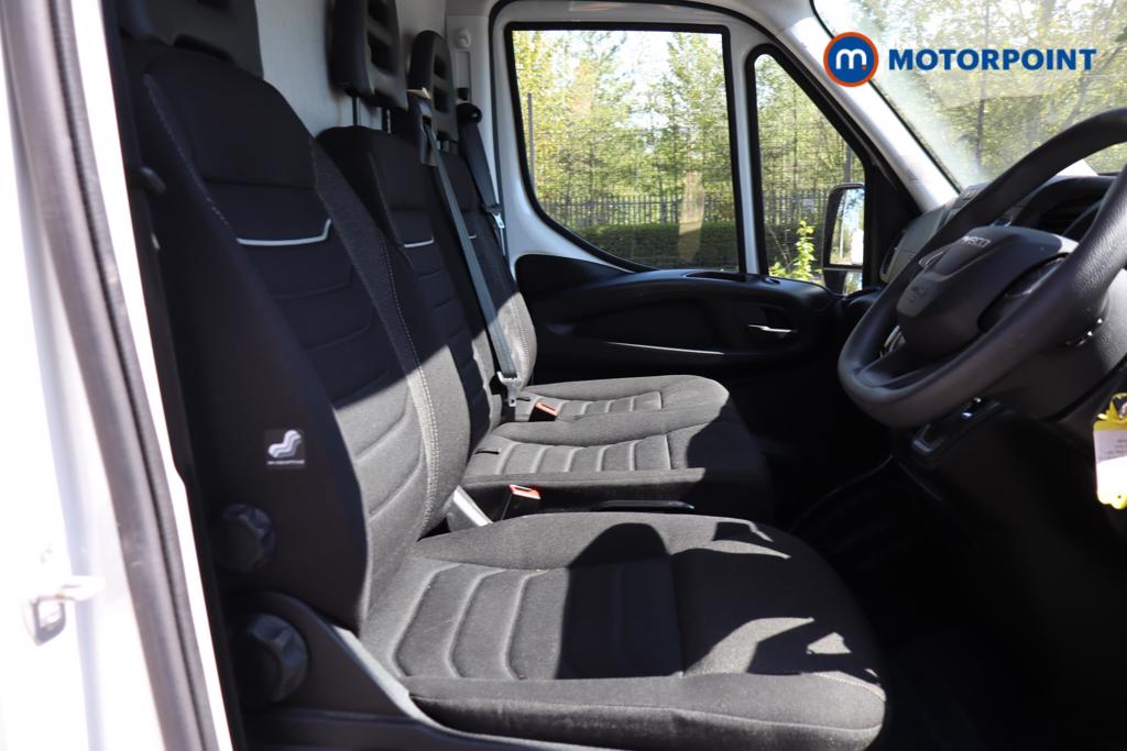 Iveco Daily Business Automatic Diesel High Volume-High Roof Van - Stock Number (1631872) - 12th supplementary image