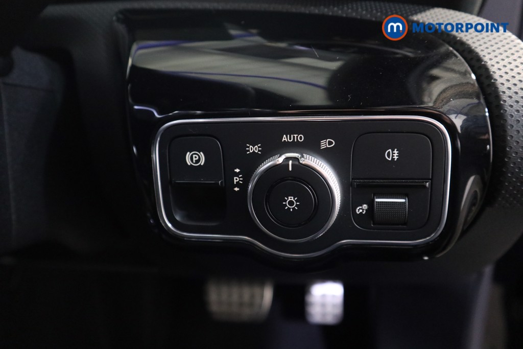 Mercedes-Benz A Class Amg Line Automatic Petrol Hatchback - Stock Number (1632636) - 12th supplementary image