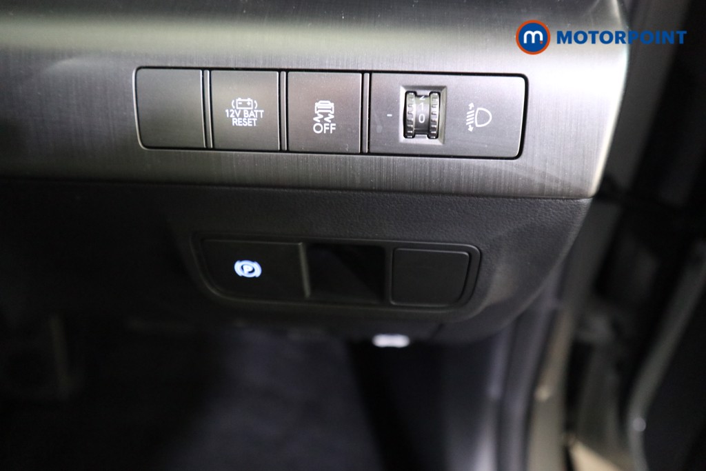 Hyundai Kona Advance Automatic Petrol-Electric Hybrid SUV - Stock Number (1632818) - 14th supplementary image