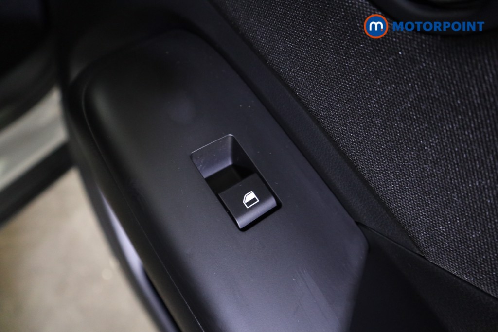 Hyundai Kona Advance Automatic Petrol-Electric Hybrid SUV - Stock Number (1632818) - 21st supplementary image