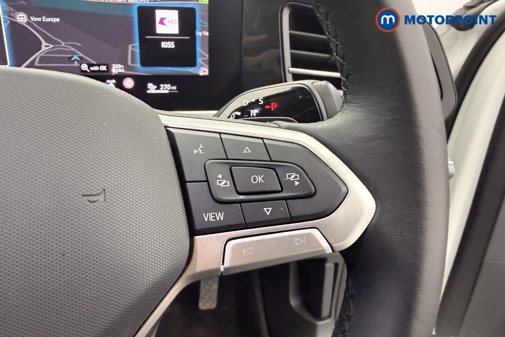 Volkswagen Passat Life Automatic Petrol Plug-In Hybrid Estate - Stock Number (1632925) - 10th supplementary image