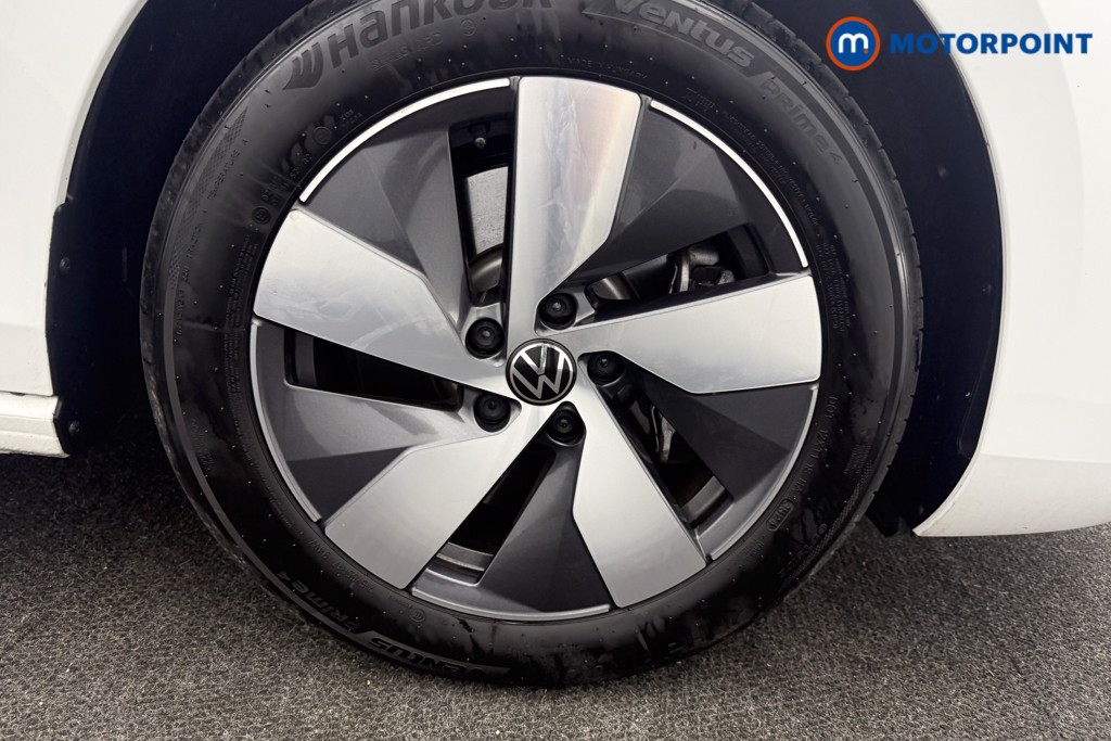 Volkswagen Passat Life Automatic Petrol Plug-In Hybrid Estate - Stock Number (1632925) - 21st supplementary image