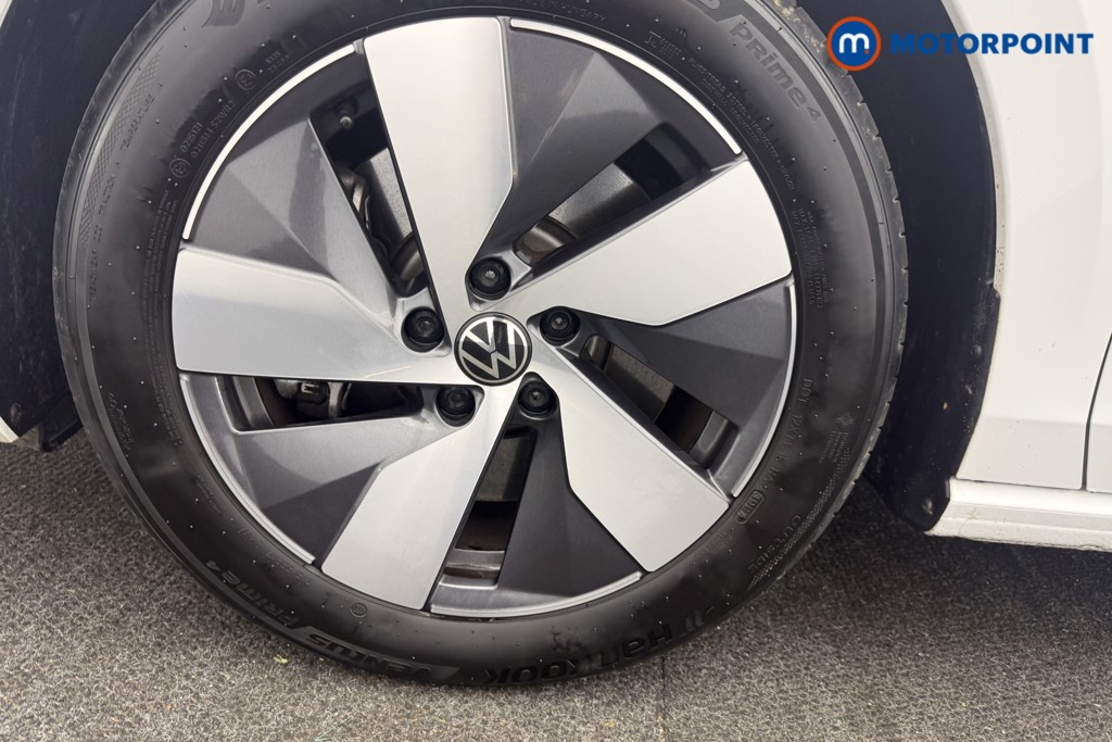 Volkswagen Passat Life Automatic Petrol Plug-In Hybrid Estate - Stock Number (1632925) - 22nd supplementary image