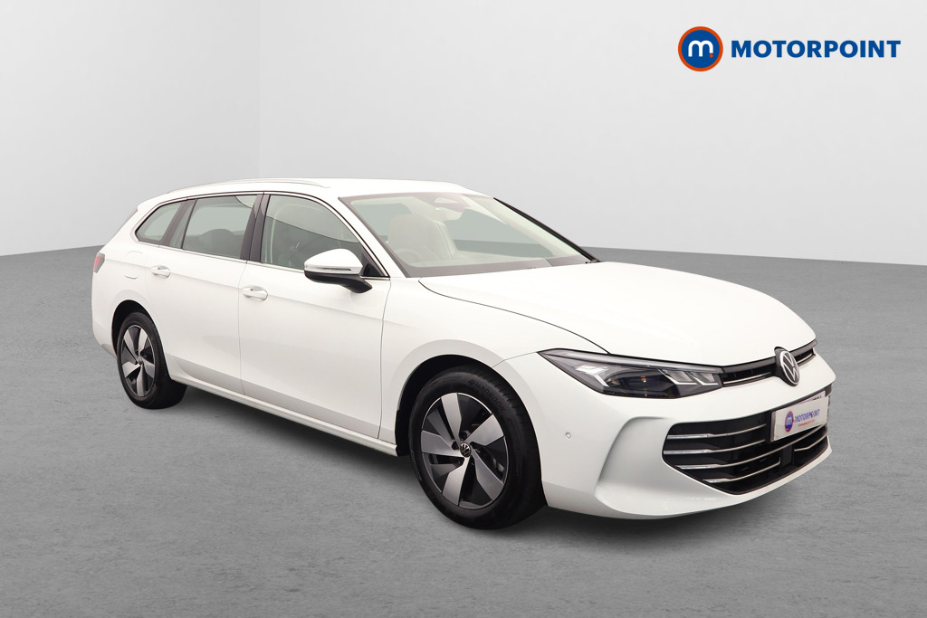 Volkswagen Passat Life Automatic Petrol Plug-In Hybrid Estate - Stock Number (1632925) - Drivers side front corner