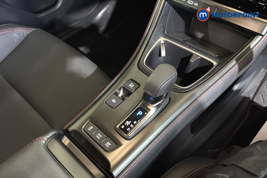 Lexus LBX Premium Plus Automatic Petrol-Electric Hybrid SUV - Stock Number (1633077) - 15th supplementary image