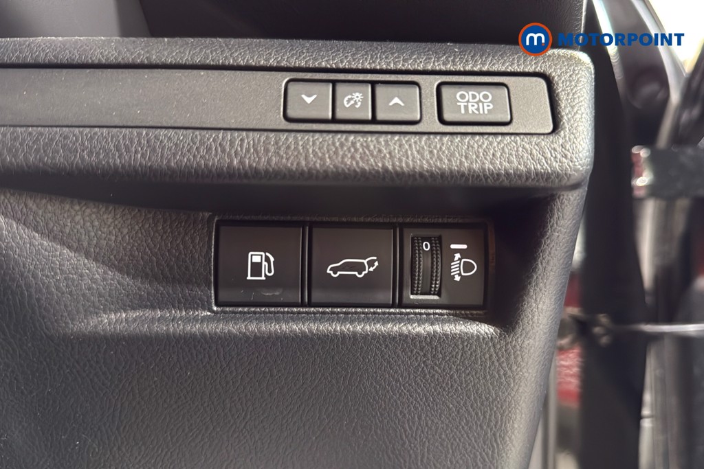 Lexus LBX Premium Plus Automatic Petrol-Electric Hybrid SUV - Stock Number (1633077) - 18th supplementary image