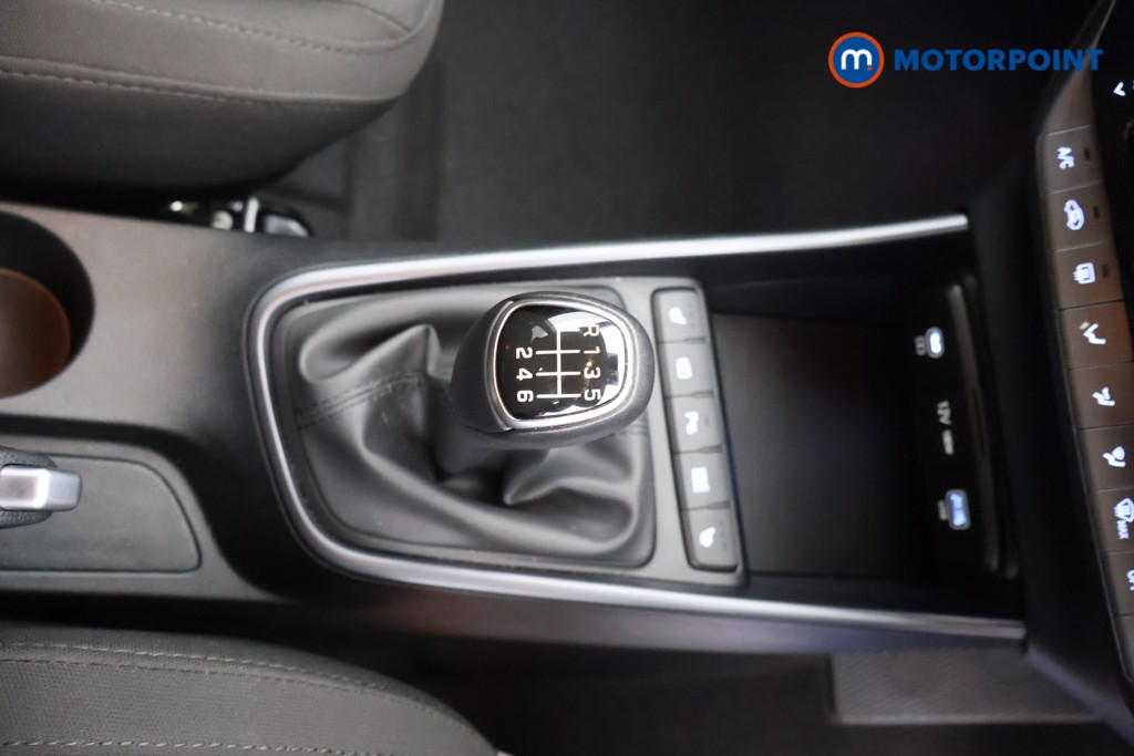 Hyundai I20 Premium Manual Petrol Hatchback - Stock Number (1633216) - 8th supplementary image