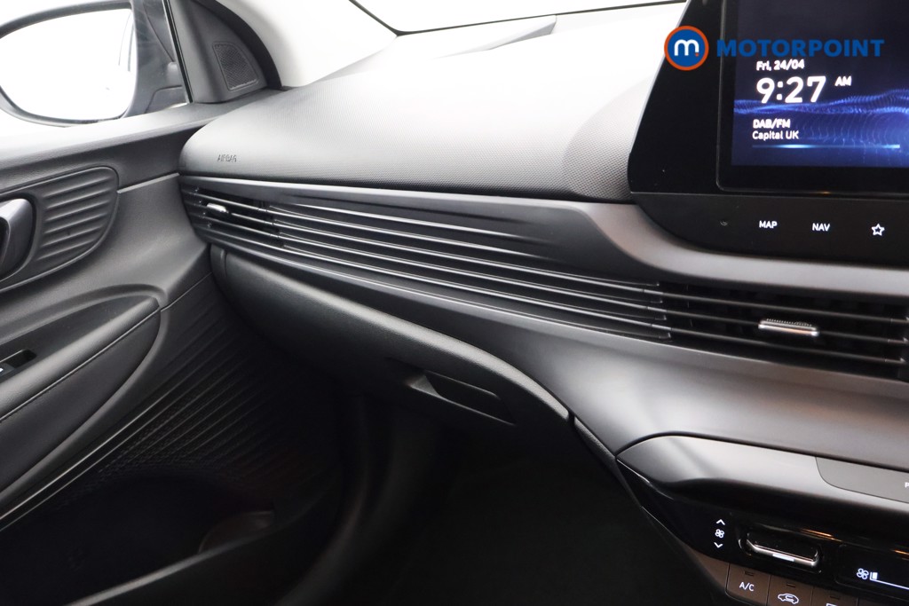 Hyundai I20 Premium Manual Petrol Hatchback - Stock Number (1633216) - 9th supplementary image