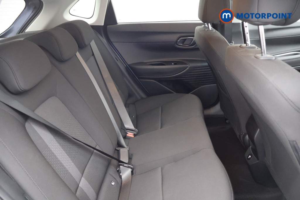 Hyundai I20 Premium Manual Petrol Hatchback - Stock Number (1633216) - 16th supplementary image