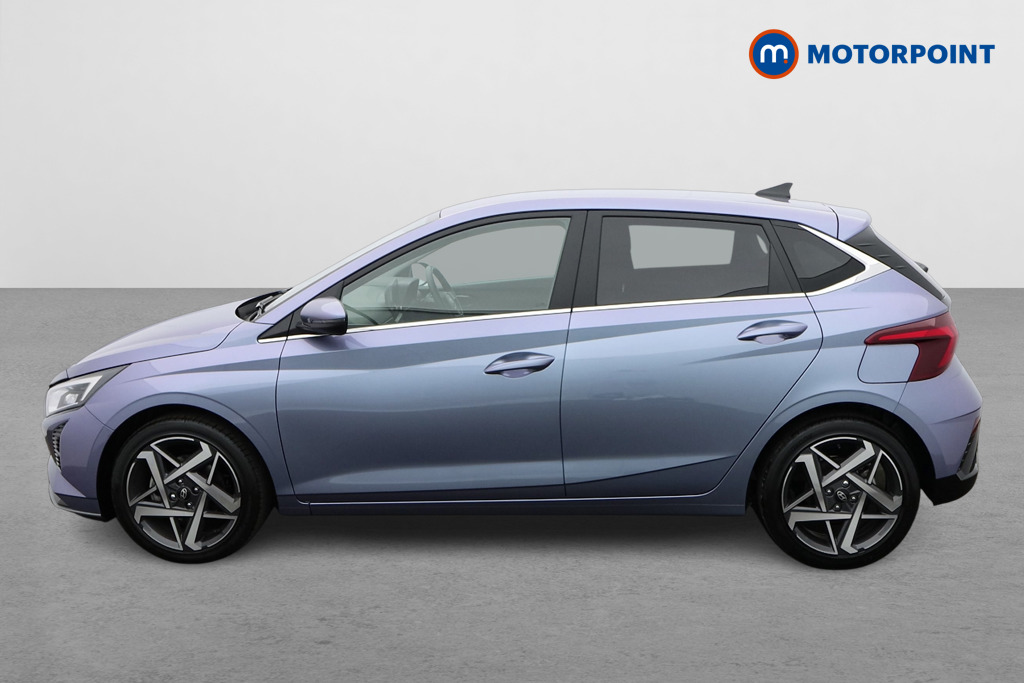 Hyundai I20 Premium Manual Petrol Hatchback - Stock Number (1633216) - Passenger side