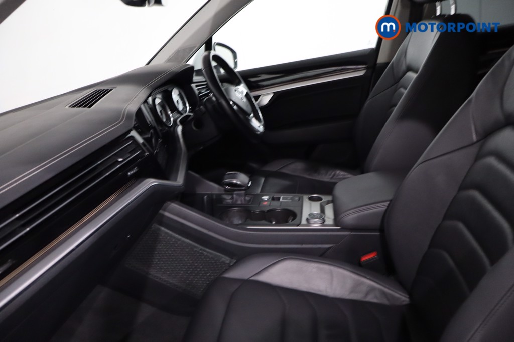 Volkswagen Touareg SEL Automatic Petrol SUV - Stock Number (1633806) - 4th supplementary image