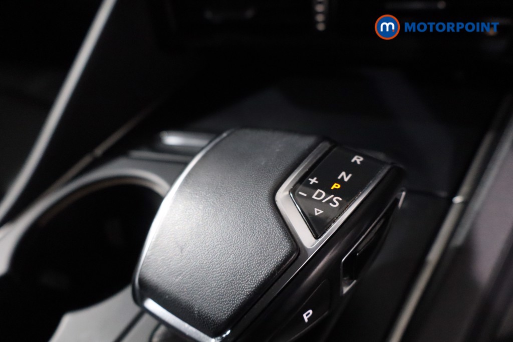 Volkswagen Touareg SEL Automatic Petrol SUV - Stock Number (1633806) - 22nd supplementary image