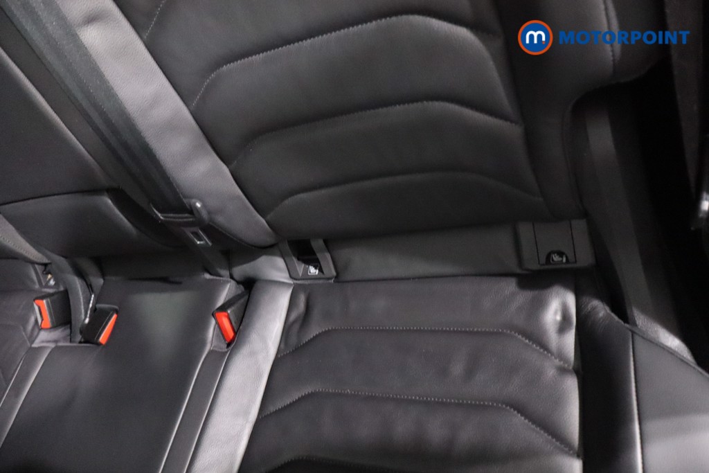 Volkswagen Touareg SEL Automatic Petrol SUV - Stock Number (1633806) - 27th supplementary image