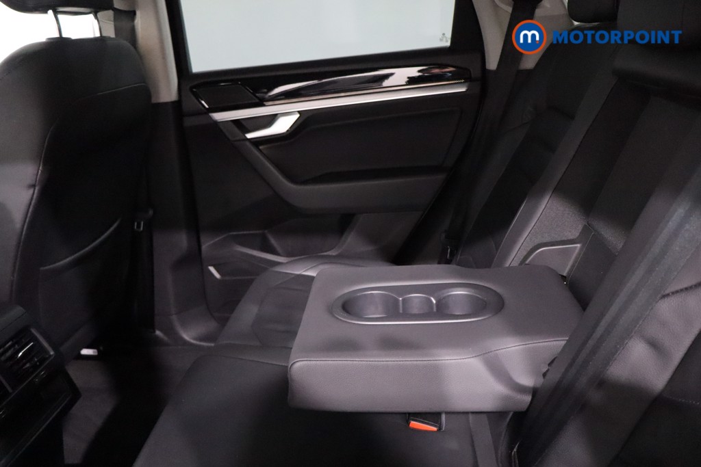 Volkswagen Touareg SEL Automatic Petrol SUV - Stock Number (1633806) - 28th supplementary image