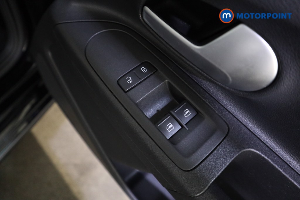 Volkswagen UP UP Manual Petrol Hatchback - Stock Number (1633923) - 9th supplementary image