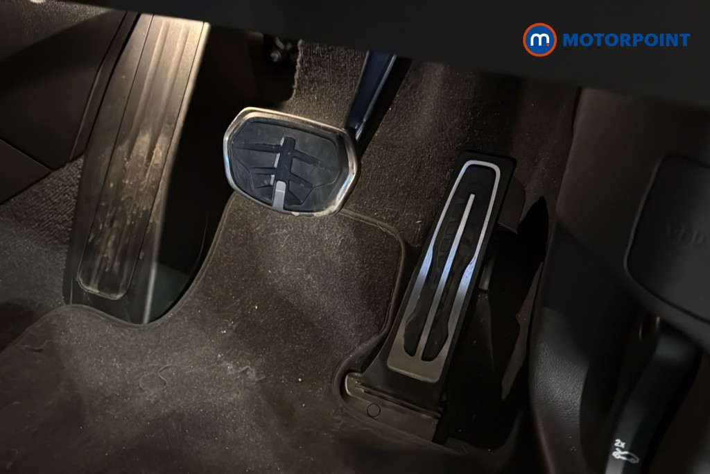 BMW 1 Series M135 Automatic Petrol Hatchback - Stock Number (1634115) - 27th supplementary image