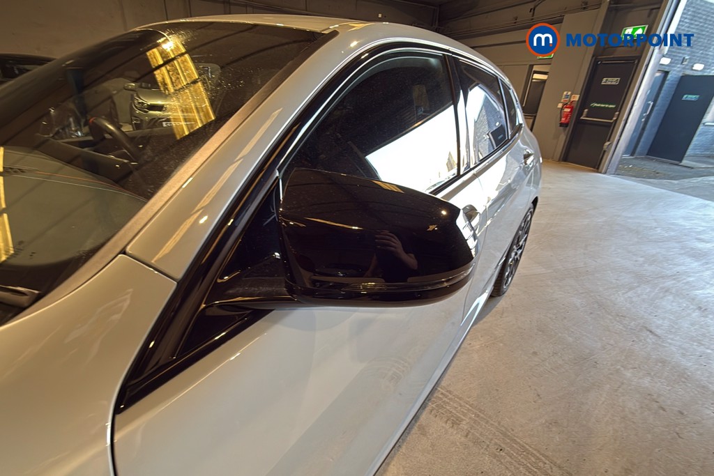 BMW 1 Series M135 Automatic Petrol Hatchback - Stock Number (1634115) - 43rd supplementary image