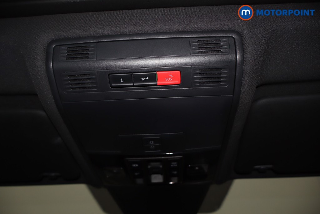 Volkswagen Tiguan R-Line Automatic Petrol SUV - Stock Number (1634261) - 2nd supplementary image