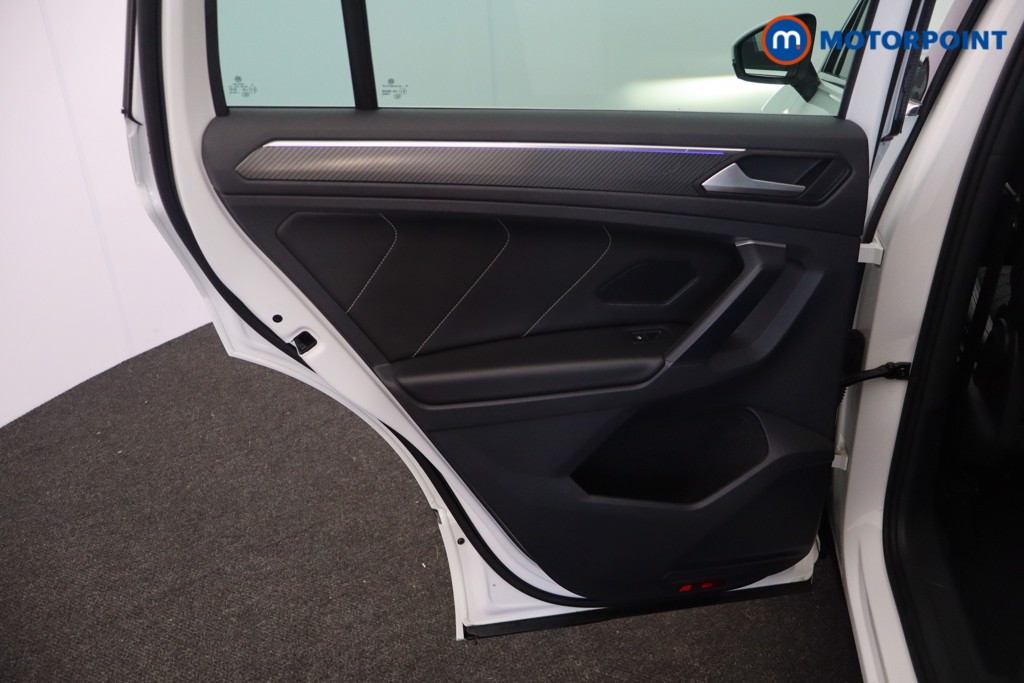 Volkswagen Tiguan R-Line Automatic Petrol SUV - Stock Number (1634261) - 27th supplementary image