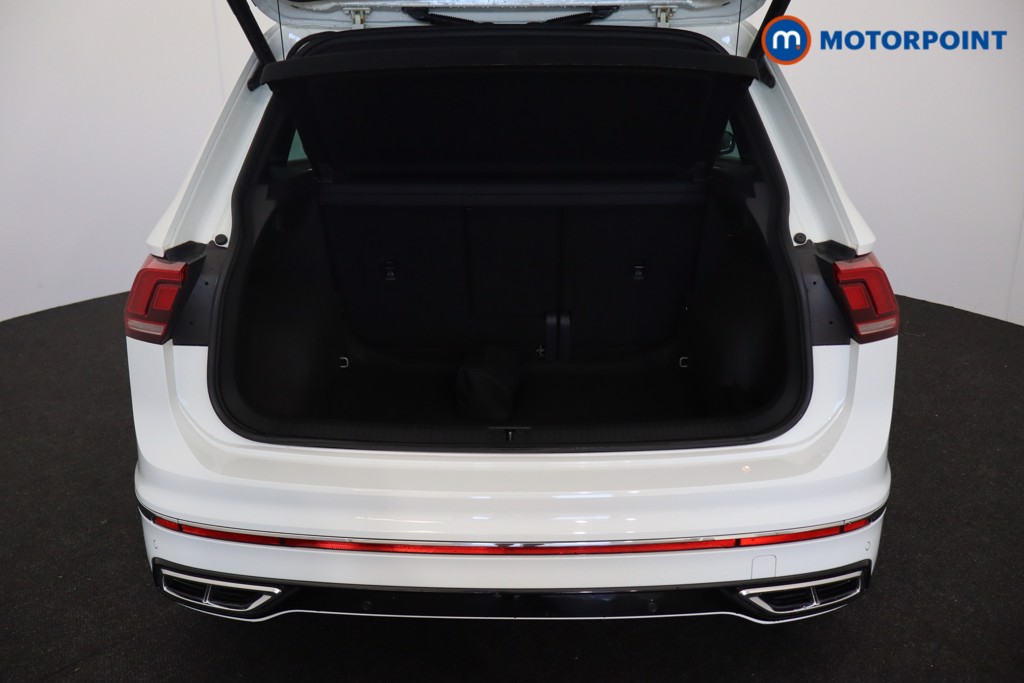 Volkswagen Tiguan R-Line Automatic Petrol SUV - Stock Number (1634261) - 44th supplementary image