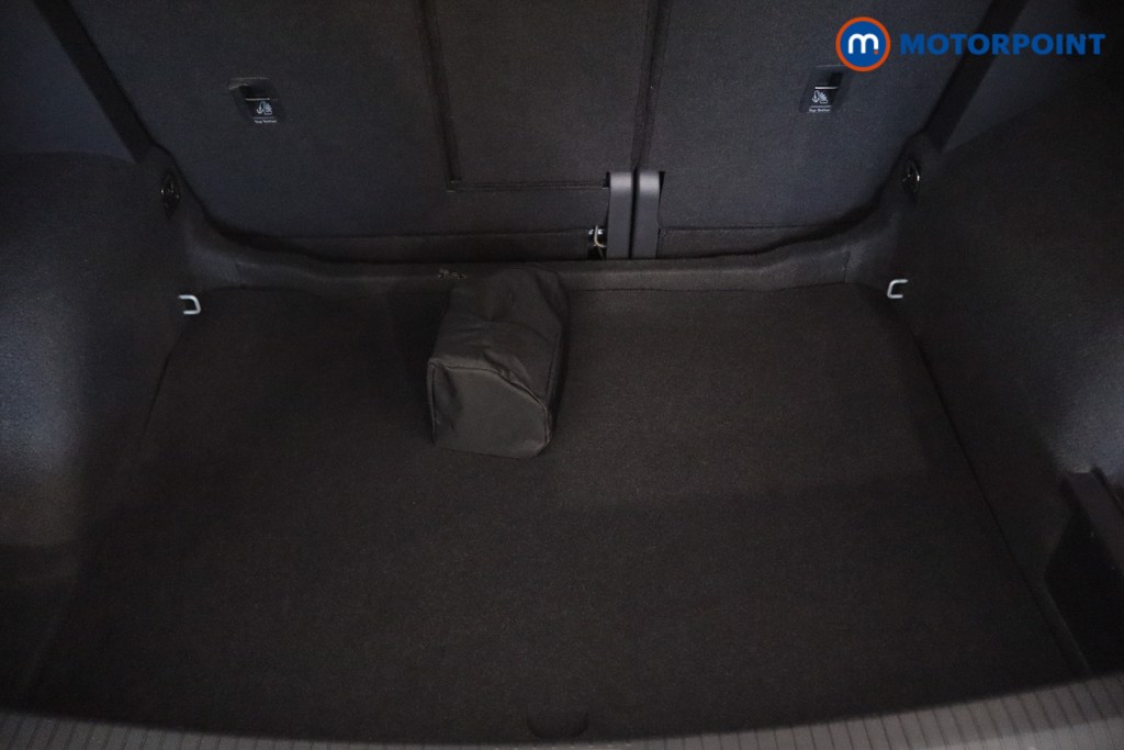 Volkswagen Tiguan R-Line Automatic Petrol SUV - Stock Number (1634261) - 45th supplementary image