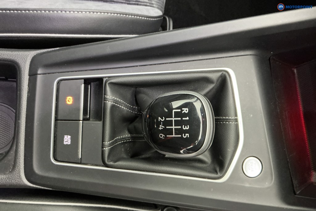 Volkswagen Golf R-Line Manual Petrol Hatchback - Stock Number (1634486) - 18th supplementary image