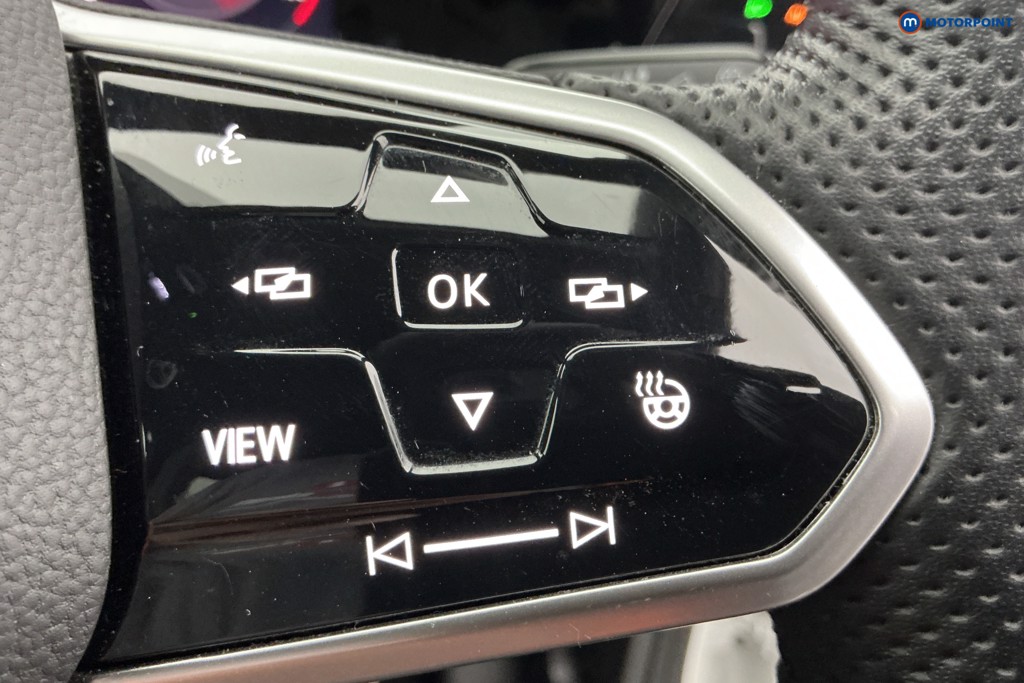 Volkswagen Golf R-Line Manual Petrol Hatchback - Stock Number (1634486) - 24th supplementary image