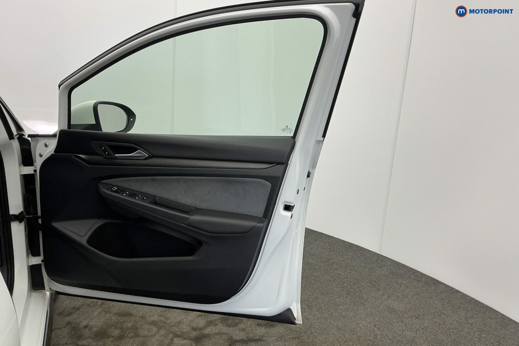 Volkswagen Golf R-Line Manual Petrol Hatchback - Stock Number (1634486) - 26th supplementary image