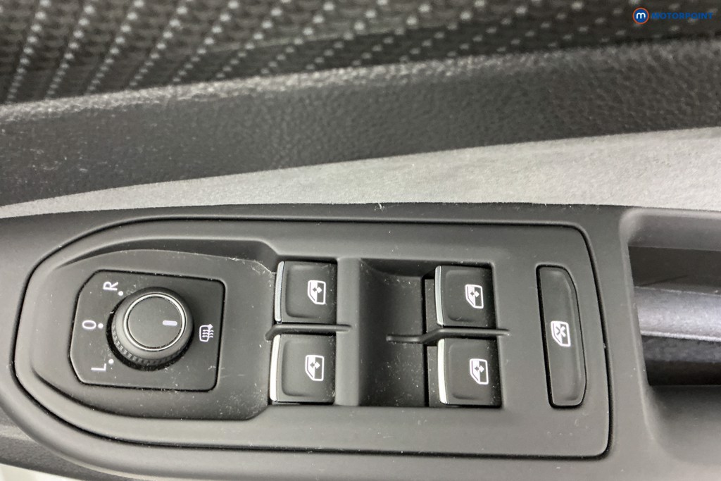 Volkswagen Golf R-Line Manual Petrol Hatchback - Stock Number (1634486) - 27th supplementary image