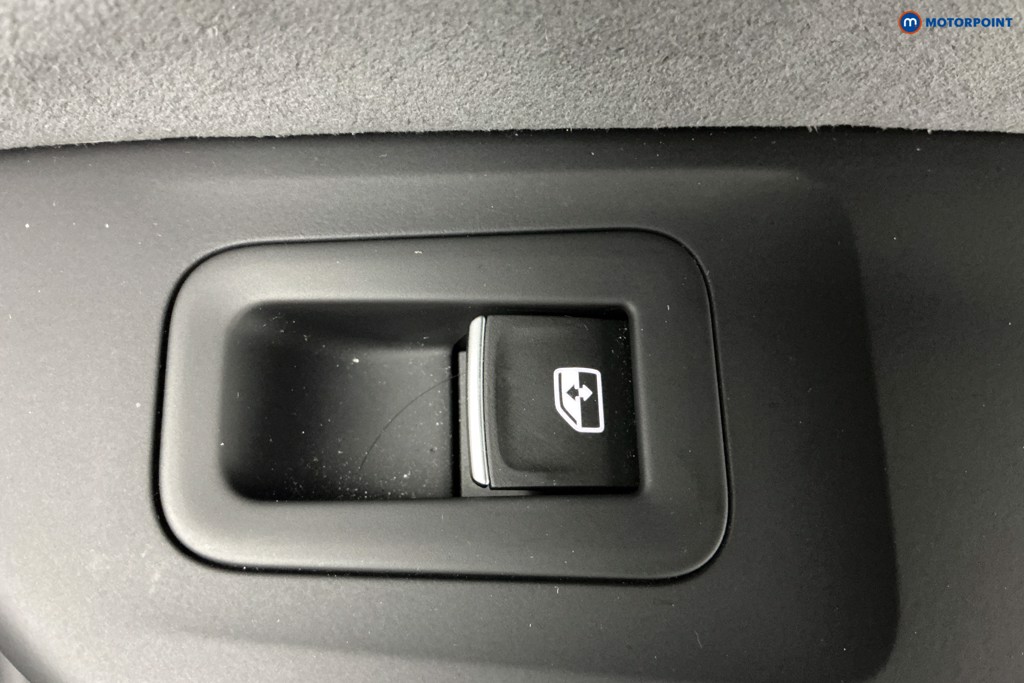 Volkswagen Golf R-Line Manual Petrol Hatchback - Stock Number (1634486) - 30th supplementary image