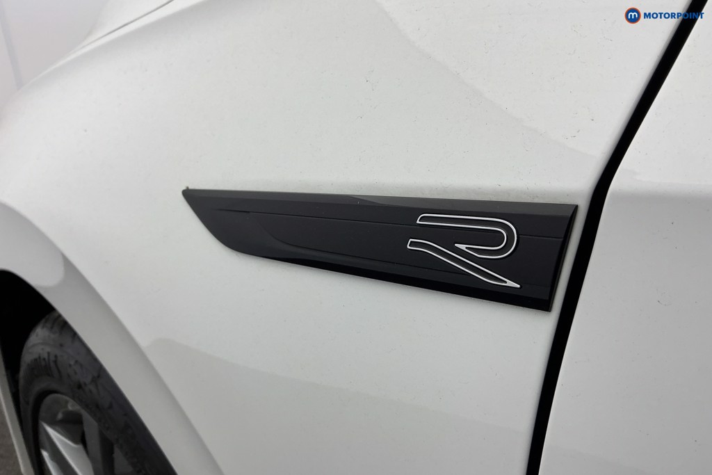 Volkswagen Golf R-Line Manual Petrol Hatchback - Stock Number (1634486) - 32nd supplementary image