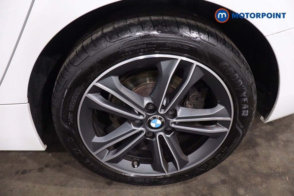 BMW 2 Series Sport Manual Petrol Saloon - Stock Number (1634736) - 11th supplementary image