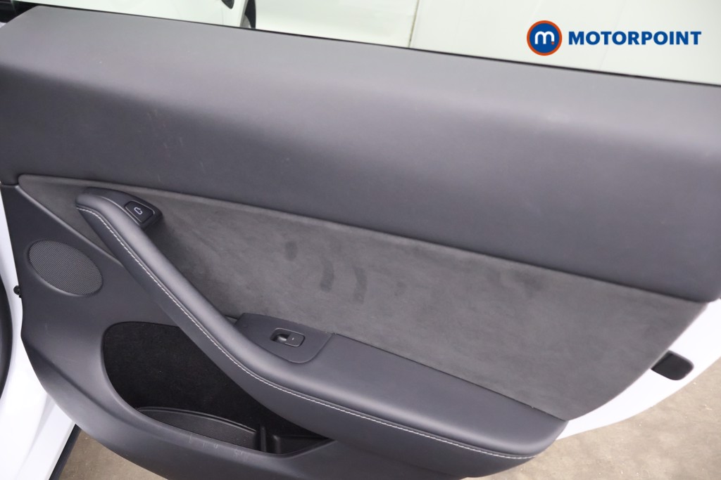 Tesla Model Y Rwd 5Dr Auto Automatic Electric SUV - Stock Number (1634775) - 12th supplementary image