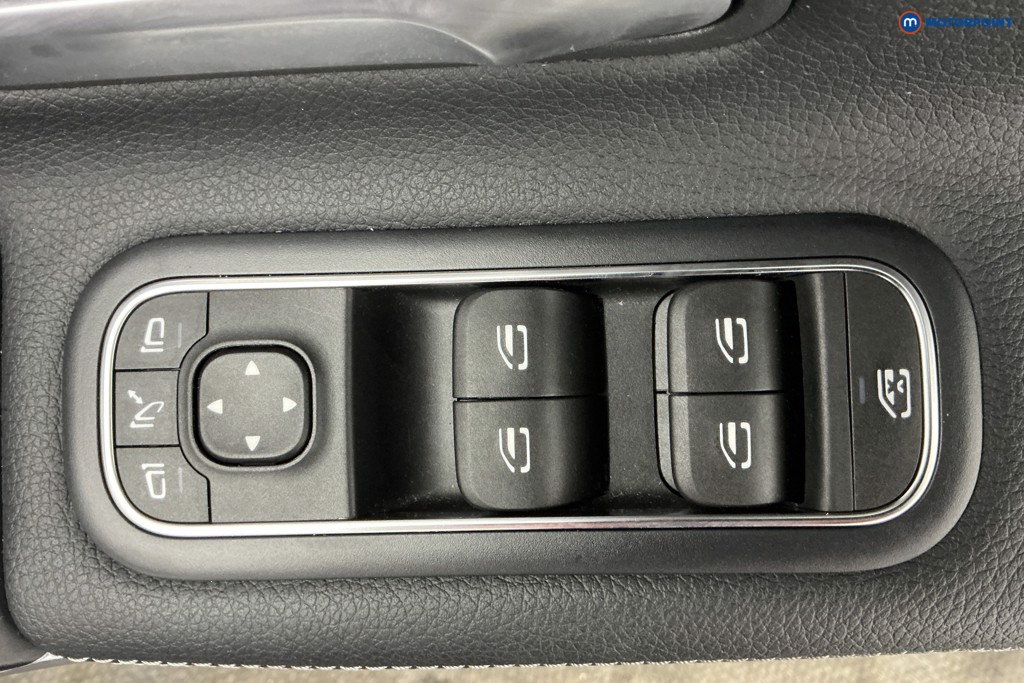 Mercedes-Benz CLA Amg Line Automatic Petrol Coupe - Stock Number (1634819) - 25th supplementary image