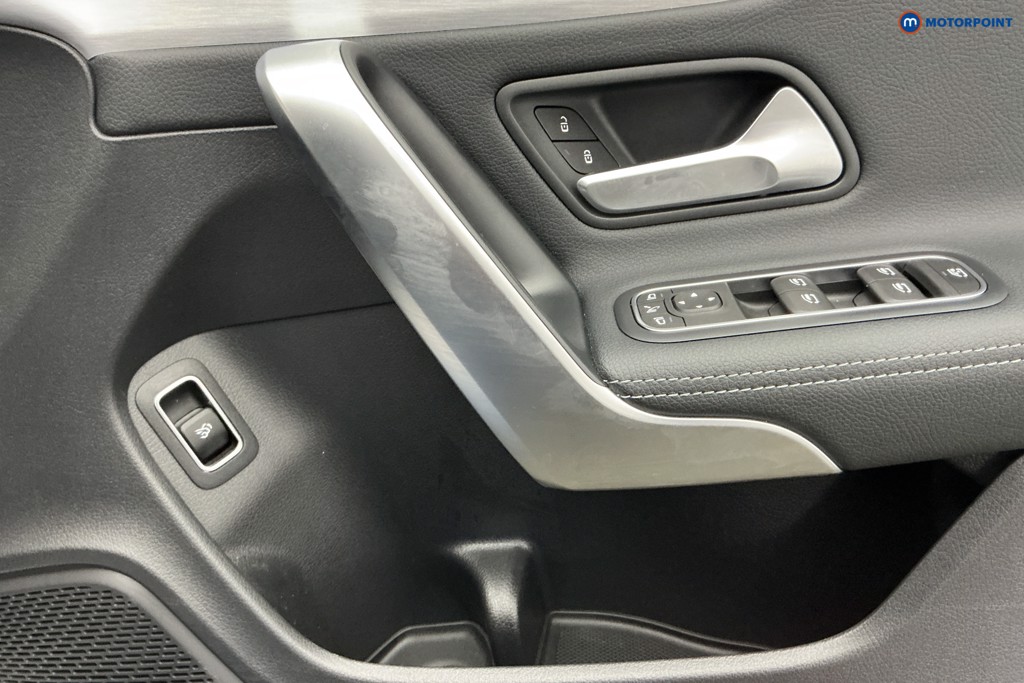 Mercedes-Benz CLA Amg Line Automatic Petrol Coupe - Stock Number (1634819) - 28th supplementary image