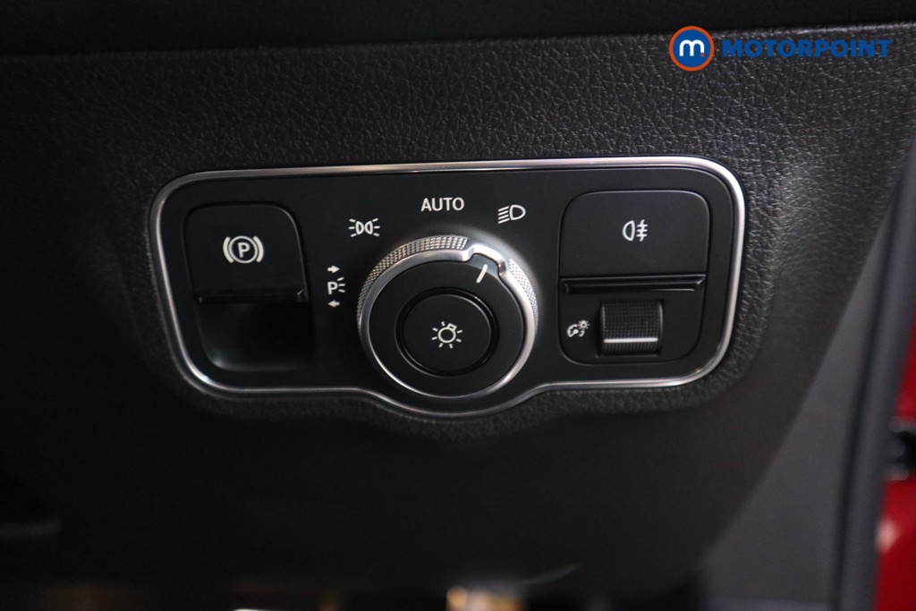 Mercedes-Benz GLB Amg Line Automatic Diesel SUV - Stock Number (1634997) - 12th supplementary image