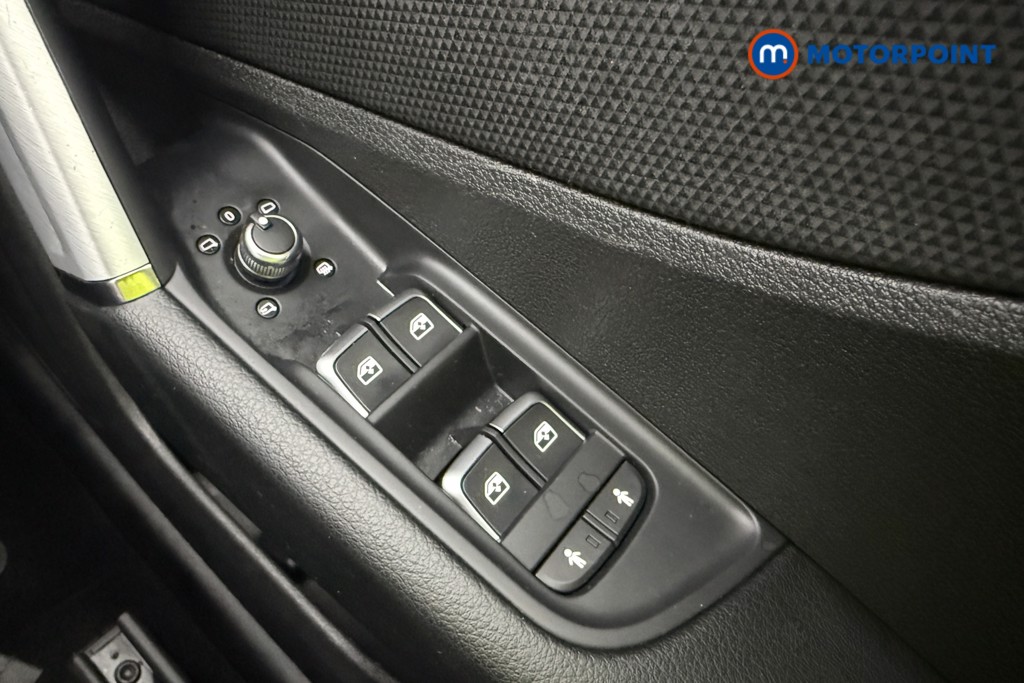 Audi Q2 S Line Manual Petrol SUV - Stock Number (1635087) - 18th supplementary image