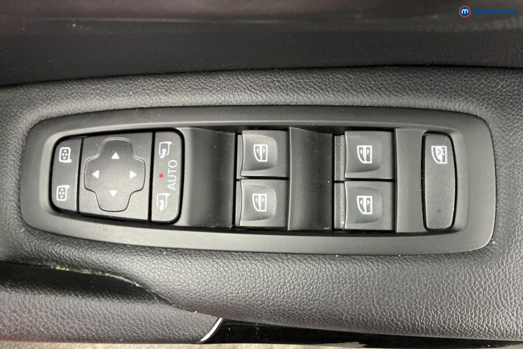 Renault Kadjar Iconic Manual Petrol SUV - Stock Number (1635103) - 25th supplementary image