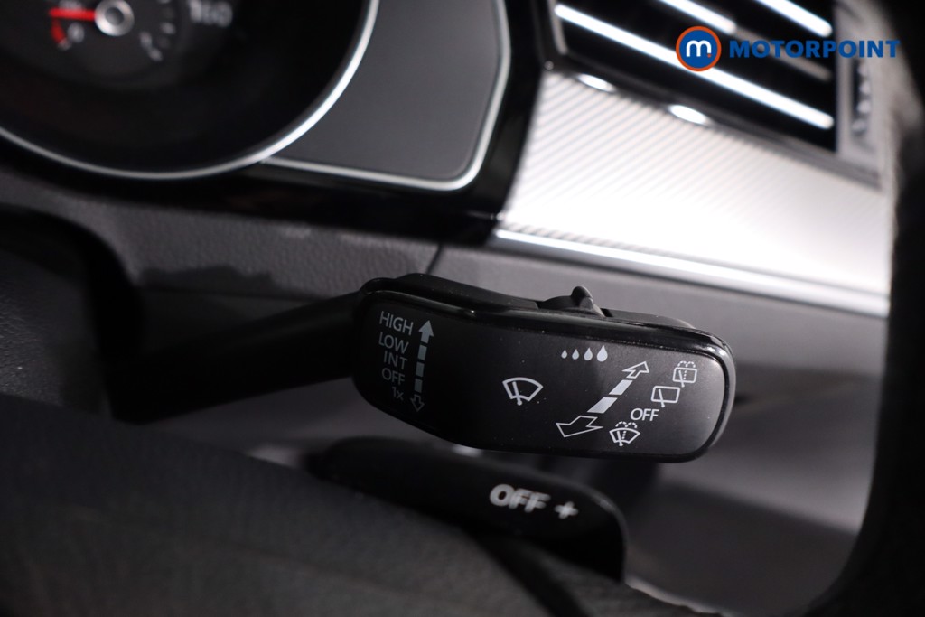 Volkswagen Passat R-Line Automatic Petrol Estate - Stock Number (1635136) - 16th supplementary image