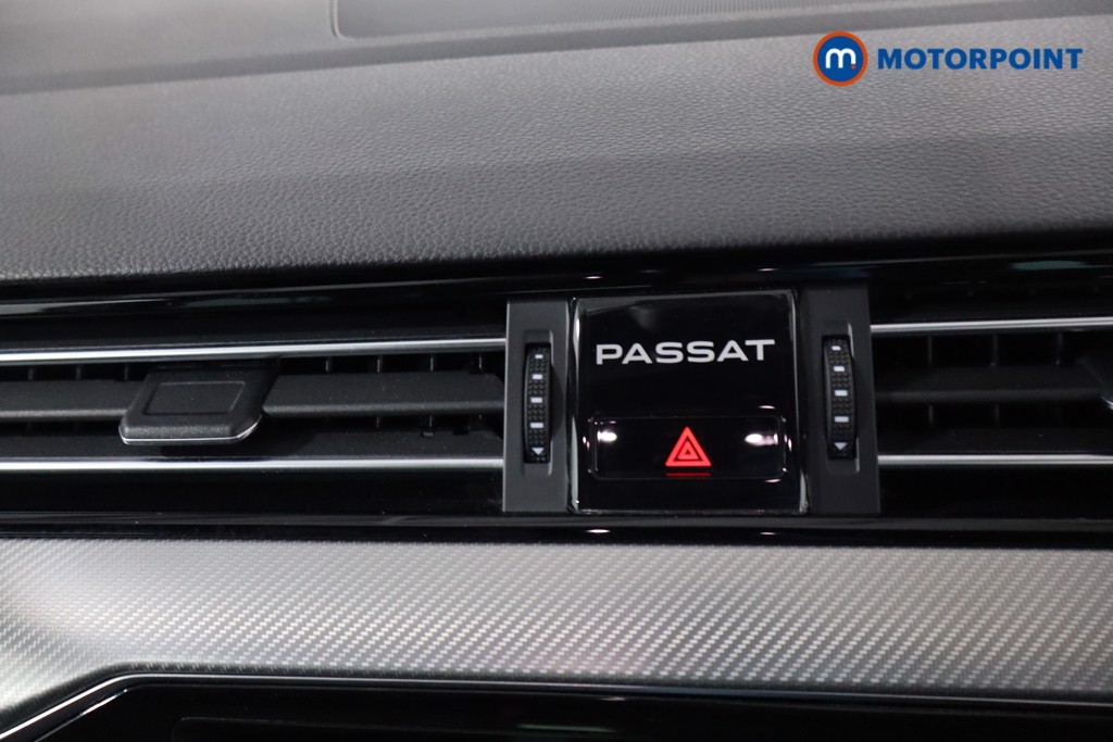 Volkswagen Passat R-Line Automatic Petrol Estate - Stock Number (1635136) - 19th supplementary image