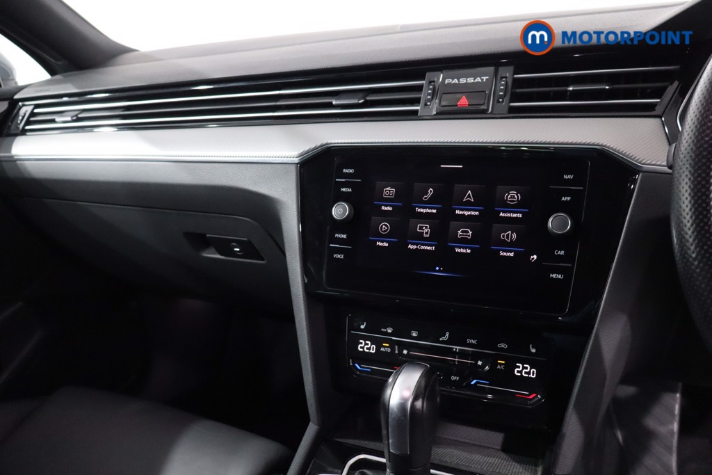 Volkswagen Passat R-Line Automatic Petrol Estate - Stock Number (1635136) - 20th supplementary image