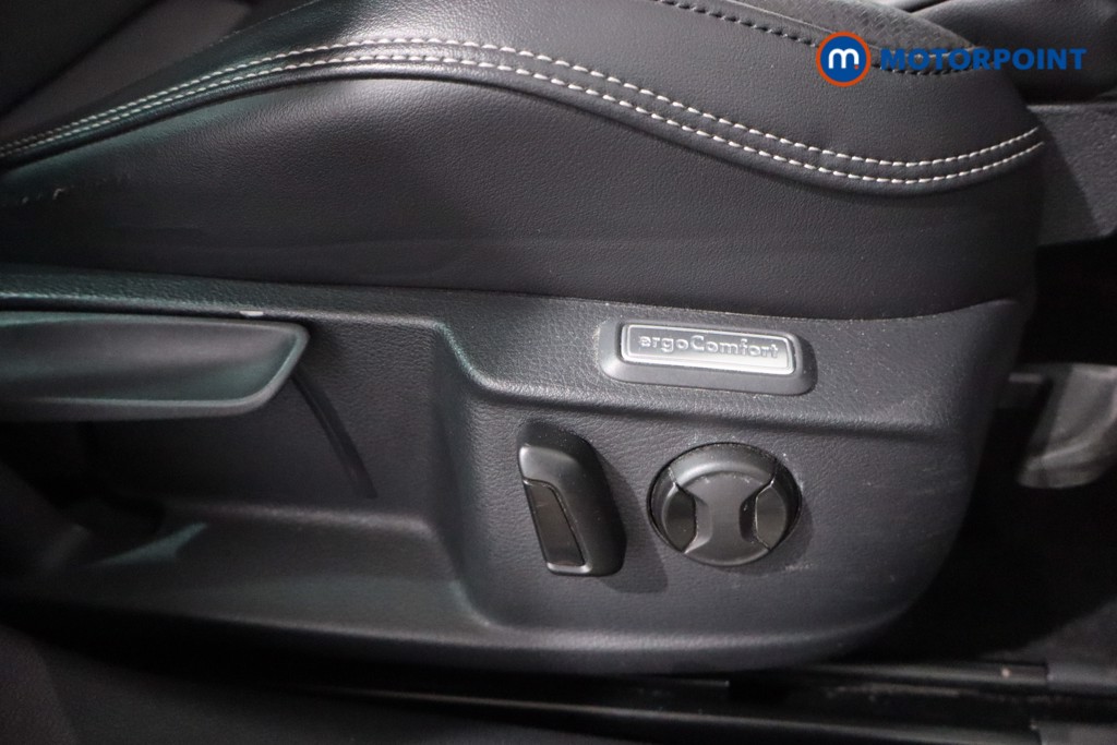 Volkswagen Passat R-Line Automatic Petrol Estate - Stock Number (1635136) - 28th supplementary image